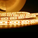 Modee LED Szalag Szilikon DC12V 9,6W/m 120LED/m 8mm IP65 2700K(1080 lumen/m) B20